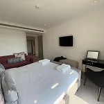 Estatesmen Park Lane Hyde Park Apartment